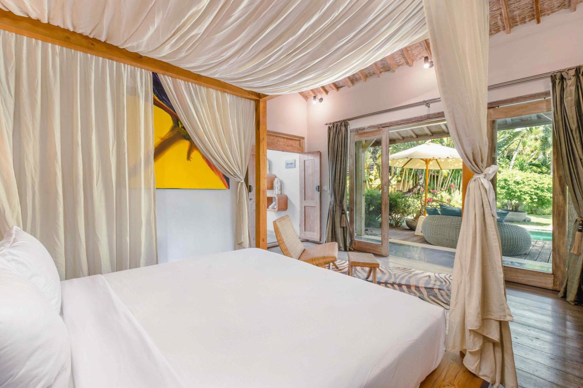 Villa Cinta Damai - Stunning & Stylish 4Br Luxury Villa In The Heart Of Seminyak, Just A 10-Min Walk To The Beach Exterior photo